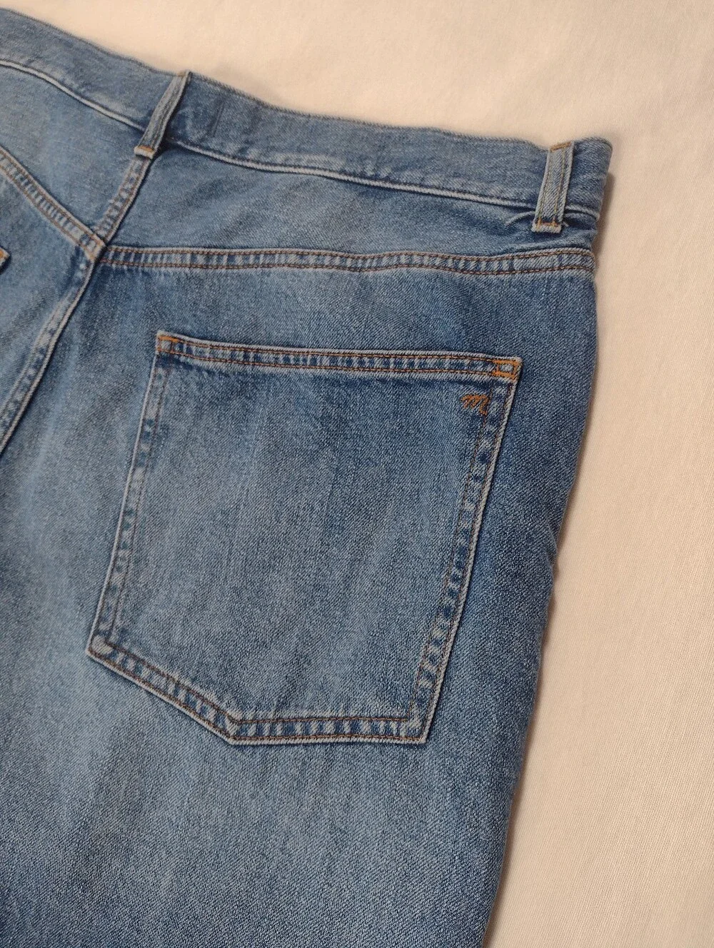 Madewell Button Long Fly Baggy Cuffed Jean Shorts Mifflin Wash Size 33
